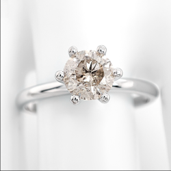 Bague solitaire or blanc et diamant