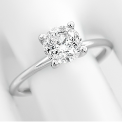 Bague solitaire or blanc et diamant