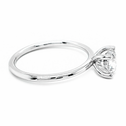 Bague solitaire or blanc et diamant