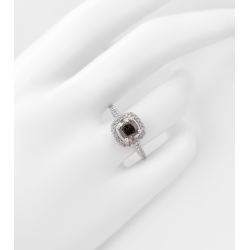 Bague or blanc et diamants