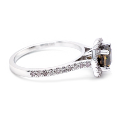 Bague or blanc et diamants